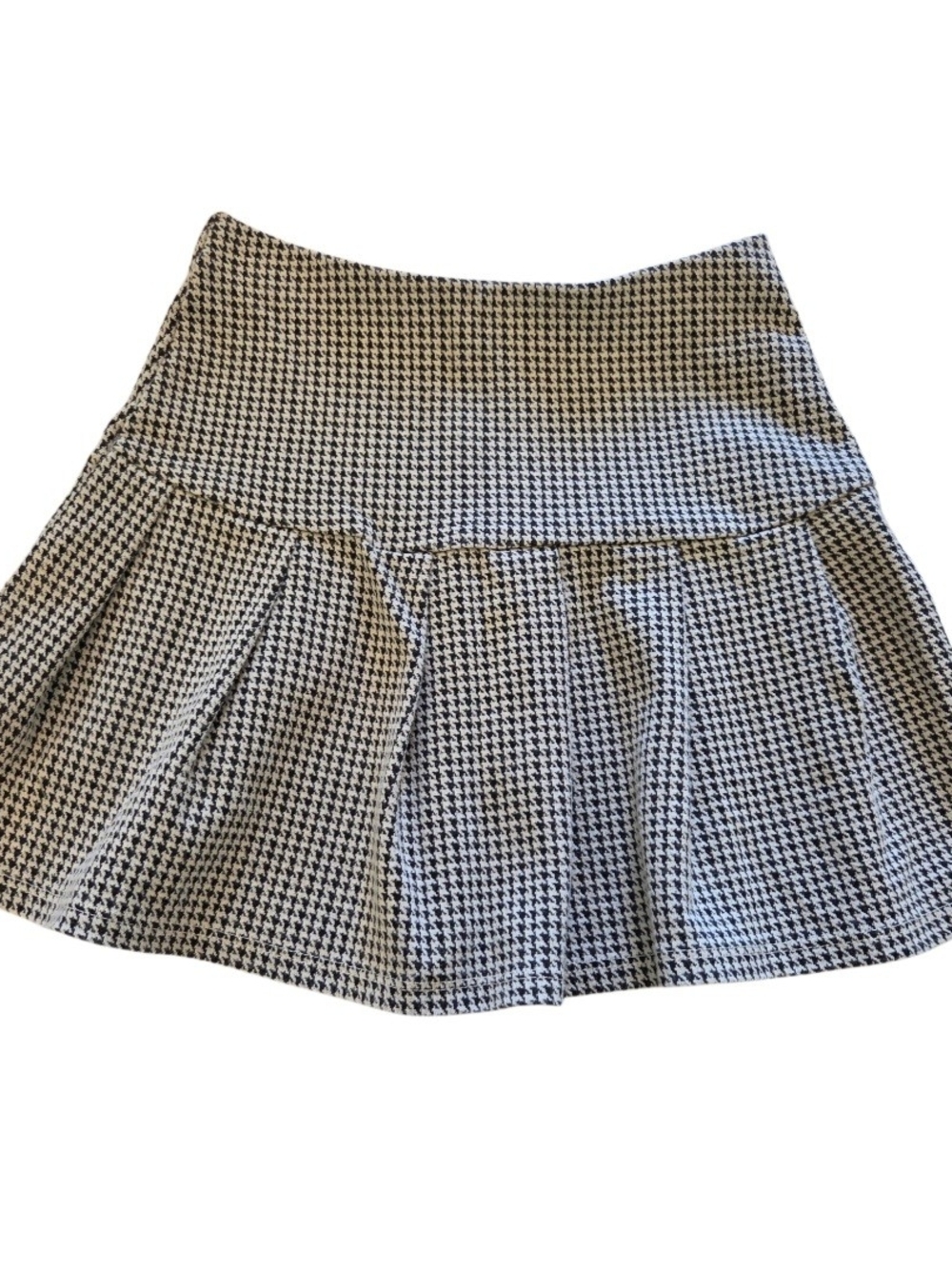 Houndstooth Flared Mini Skirt in Black and White
